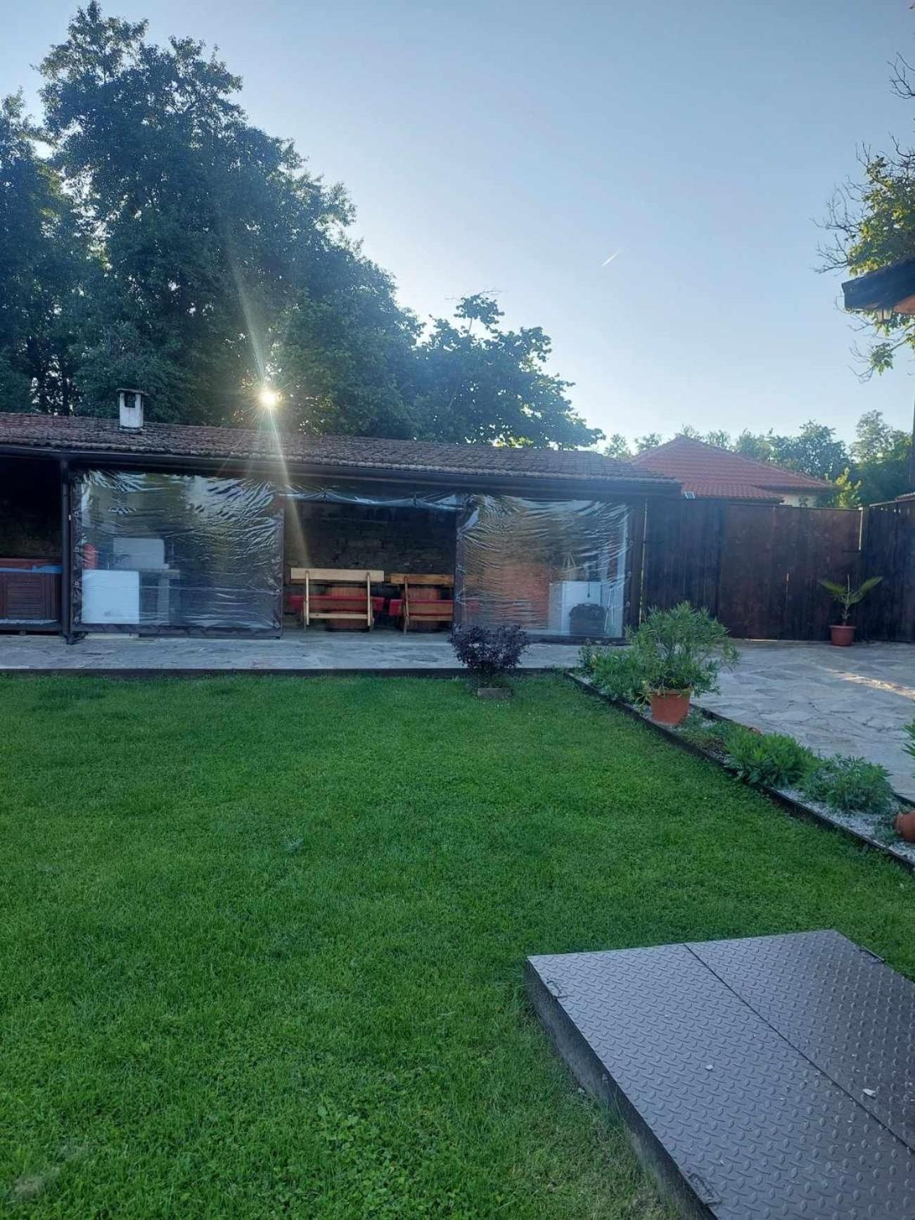 Villa Митровата Къща Raynovtsi Esterno foto